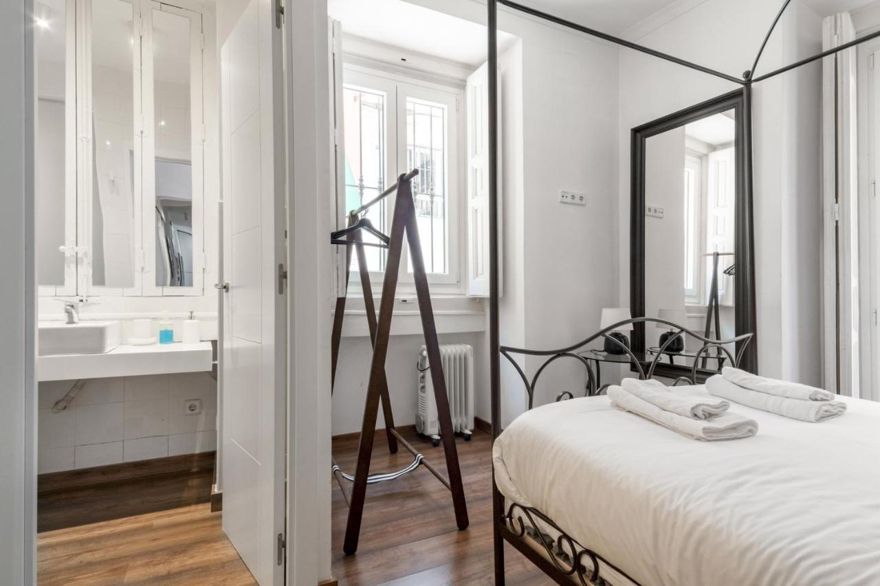 2 Bedrooms 2 Bathrooms Furnished - Malasana - Bright Stylish - Mintystay Madrid Ngoại thất bức ảnh